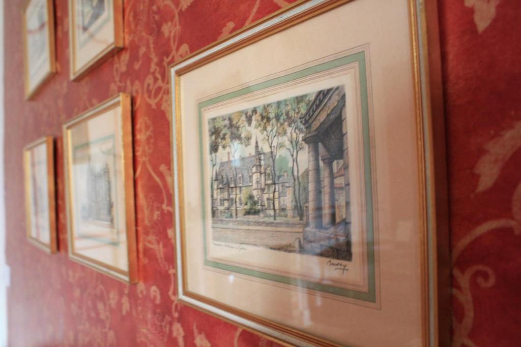 Logis Les Remparts Bed & Breakfast บาเยอ ห้อง รูปภาพ